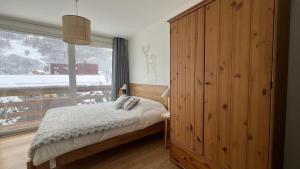 Appartements Rouge Canneberge -8 personnes- 84m2 Vue degagee Setaz : photos des chambres