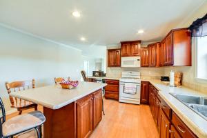 Walk to Ohio River Golconda Home with Water Views!