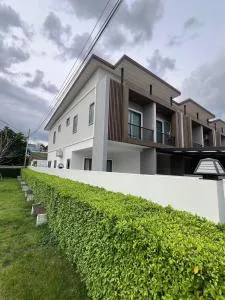 House 54 Hatyai - Ban Kohong