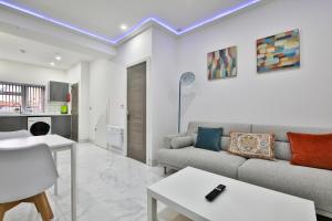 StayRight Modern 2 Bed House - Sleeps 4