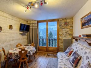 Charmant appartement rénové avec balcon au centre de Flaine - FR-1-425-191