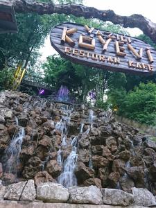 Köyevi Teras Bungolov