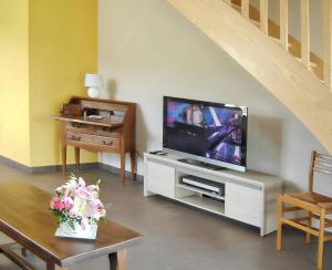 Maison charmante à La Vineuse avec jardin clôturé