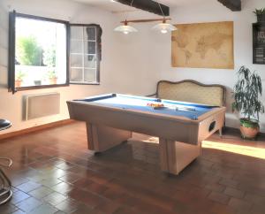 Villas Villa spacieuse a Cannes-et-Clairan avec piscine privee : photos des chambres