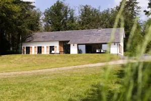 Gîte de Brohimont Vakantiehuis - Cottage - Exclusive Home of Silence - 乌伊埃