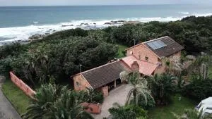 SHALE BEACH HOUSE: 3-Bedroom House with Private Beach Access. - Ramsgate