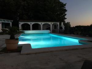 Villas villa spacieuse piscine jacuzzi 8 chambres 22 couchages : photos des chambres