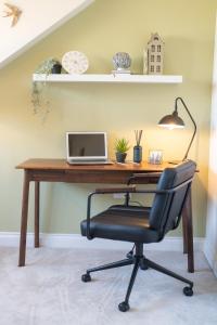 The Show Home - Grange Meadows 7 Adults 2 Kids