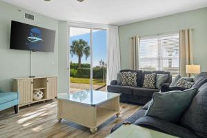 Beach Front, Seas the Day 104, Free Activities Included!