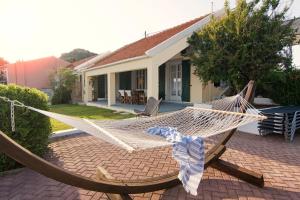 Asos Luxury Seafront Villas, Kefalonia, 100m beach & center, 4 stars services, Parking - near Myrtos - Fiskardo