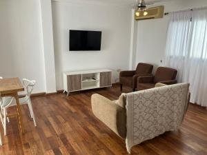 Dpto tranquilo pleno Centro-Sur con Cochera