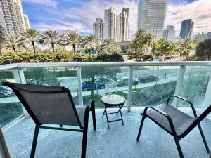 Spacious Apt Ocean Reserve Resort Amenities - 5hvězdičkové hotely ve městě Sunny Isles Beach