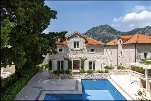 Villa Shah Complex - Ljuta