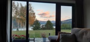 Lake & Mountain View Ceahlau