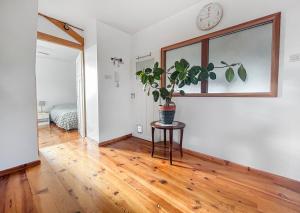 Charming T2 Close to Zenith