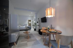 PM - Loft Valencia Espaciosos estudios con terraza cerca a las Artes y las Ciencias - 3hvězdičkové hotely ve městě Valencie