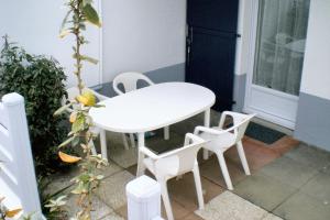 Maison accueillante à Saint-Jean-de-Monts avec terrasse