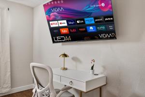 Modern 2B1B Escape with Free Parking