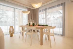 House Prestige White