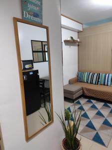 L&B Condo-Cozy and Peaceful 1 Bedroom near MOA with WIFI, NETFLIX and Parking