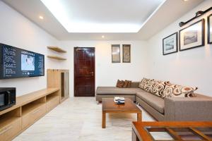 SMART RENT Andrea and Ha