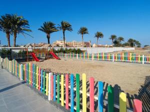 Vitamin Sea, Beach Front Central Free Wi-Fi