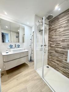 Appartements Appartement les pieds dans l-eau - T2 de standing : photos des chambres