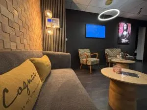 Cit'Hotel Le Cheval Blanc Cognac Centre - Cognac