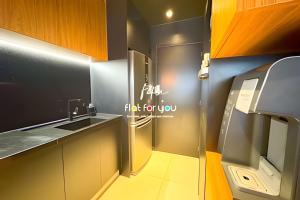 #402O# Lindo studio Jd. Goiás.