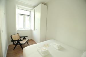 63 Lettér - Sun-Filled & Quiet Apartments with Elevator Access