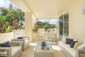 Hemingway 3 Bedroom Condo 2 Blocks from the Beach - 布卡拉顿