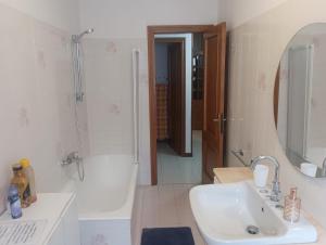 Noemi Apartment 5 Lands Paradise