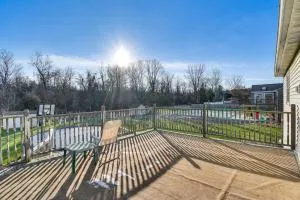 Camillus Home with Deck and Yard Bring a Pet! - Camillus