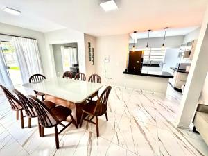 Casa à 200mts da Praia