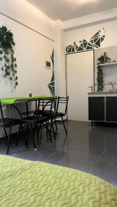 Depto en Villa Carlos Paz para 4 personas - Piscina y cochera