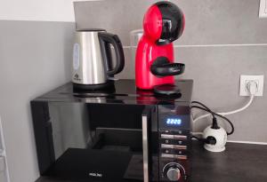 GRAND Studio meublé-Juan Pins-Logt 5