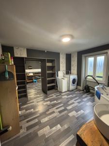 Maisons de vacances Gite 205 m2, 8pers piscine, jacuzzi, balneo privatifs : photos des chambres