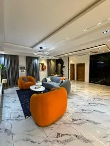 Mac Luxury Homes - Oshogbo