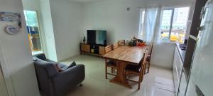 Suíte, 50m praia, 12km Beto Carrero e BC