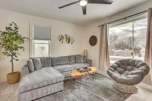 3 Mi to Downtown Youngstown Updated Apartment - 赫米蒂奇