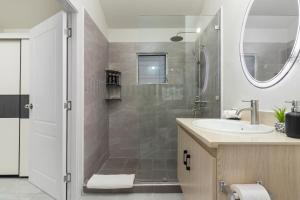 Sunset at ArecaHomes, Beach Access, Pool, Water Park