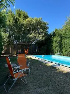 Casa con pileta y patio privado en Ibarlucea - Villa La Rivera