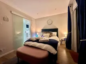 Tucktonia retreat - Iford