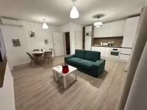 Myhouse 1 - Ţipăreşti