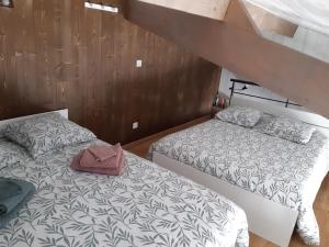 Chalets Le Refuge : photos des chambres