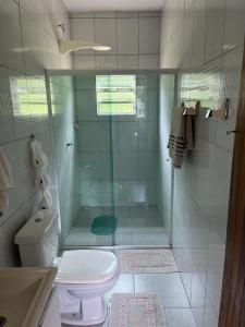 Sitio piscina natural, lago, rio