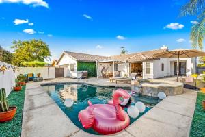 Amazing 5BR Villa with Heated Pool