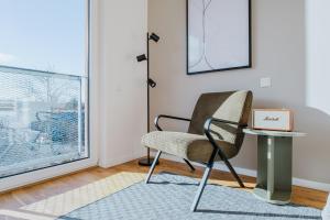 Blueground Žižkov furnished park PRG-42