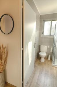 Appartements Beau studio Routes des Sanguinaires proche de la plage : photos des chambres