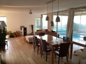 Villas Wooden house with indoor pool : photos des chambres